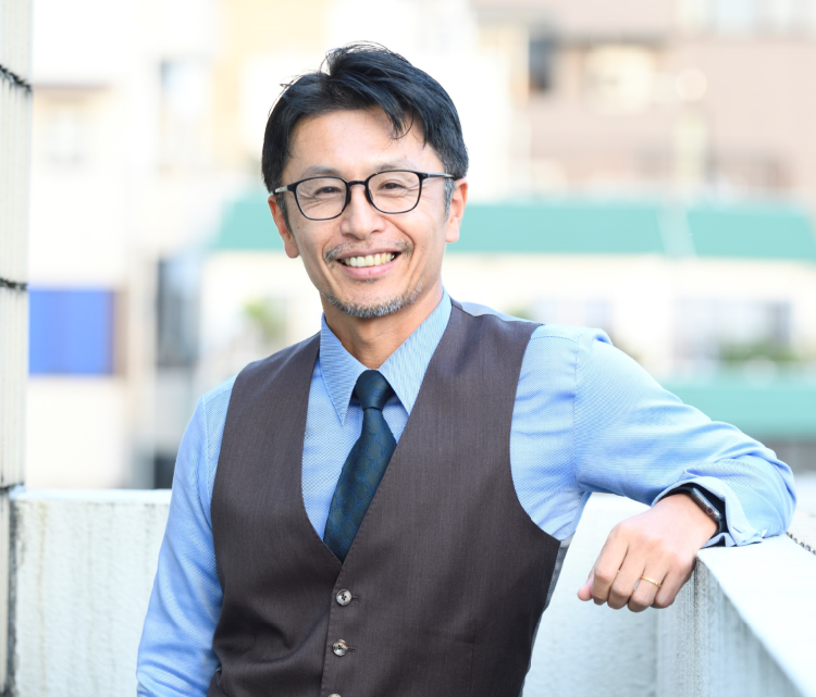 星川太輔 氏